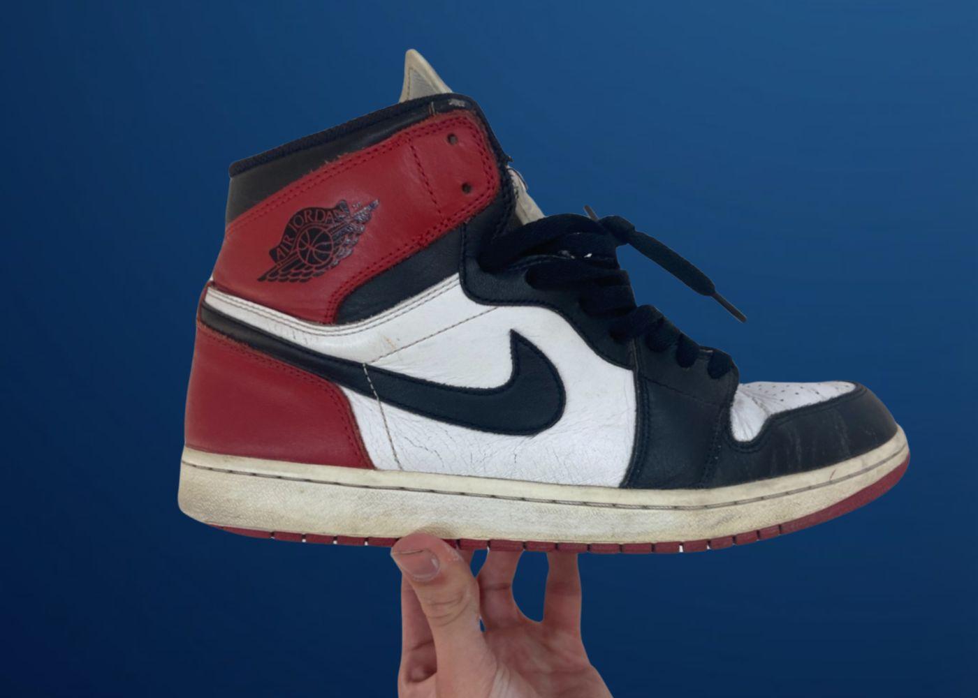 Real customer sneaker pair, before and after Kicks2Fresh restoration